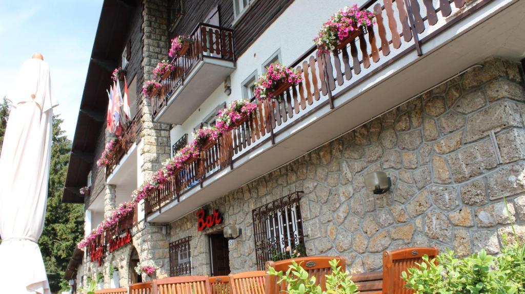 Hotel Des Alpes Castione della Presolana Exterior foto